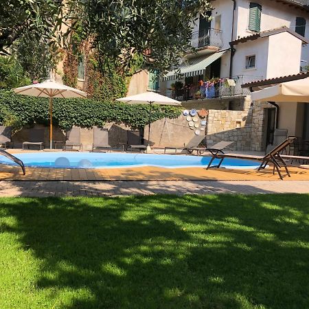 Appartamenti Villa Dall'Agnola Гарда Екстер'єр фото
